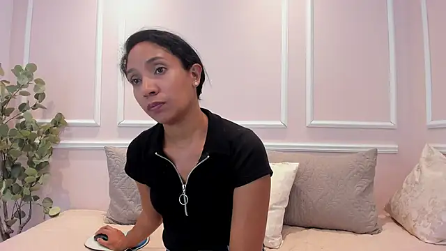 Lucy_Canel's cam snapshot