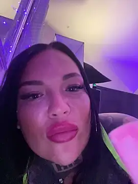 _MelinaCurves_ live sex cam