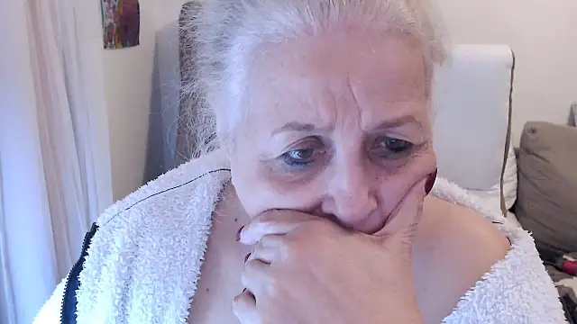 SusiLifeXXX live sex cam