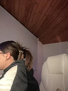 Sofia18_pinkk's cam snapshot