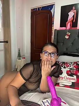 ema_zoe's cam snapshot