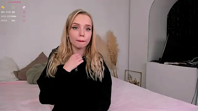 Little_Clare's cam snapshot