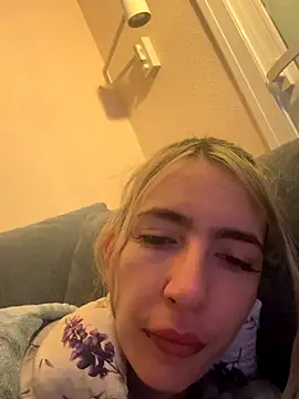 BarbieBlondieGirl live sex cam