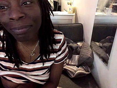 littyleesh1's cam snapshot