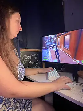 TheFishWife live sex cam