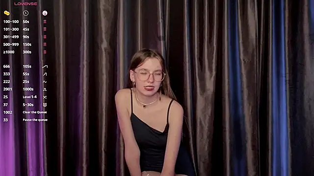 RochelCozzi live sex cam