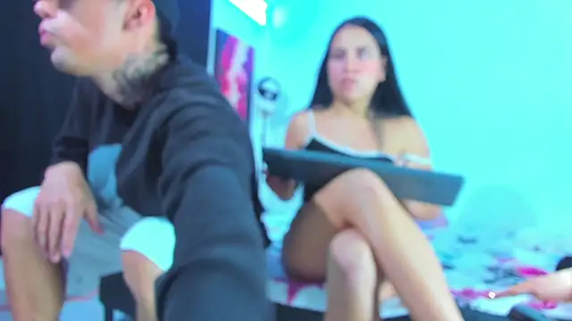 dereck_and_julie live sex cam