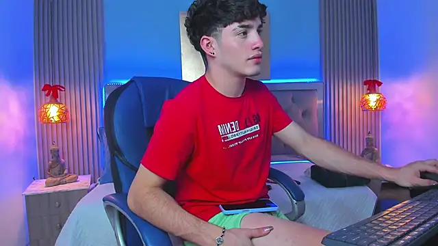 AlejooTwink live sex cam