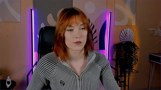 SierraHarper's cam snapshot