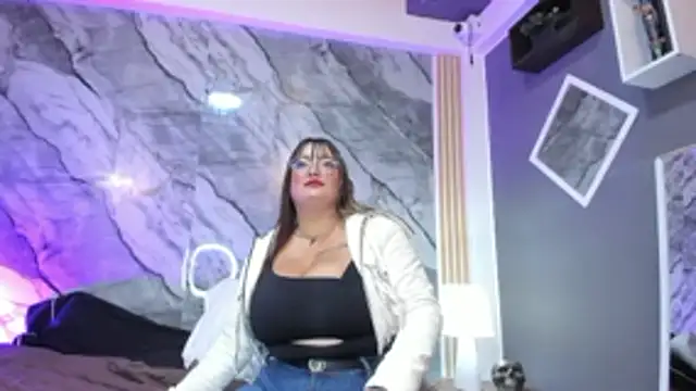 Alicee_stone_'s cam snapshot