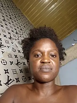 Crazybitchtheanalgoddess4's cam snapshot