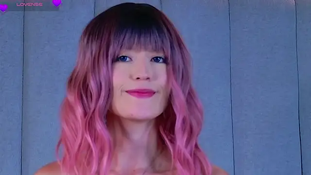 Tiny_Dream's cam snapshot