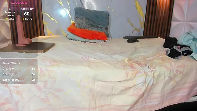 Alinna_addas_03's cam snapshot