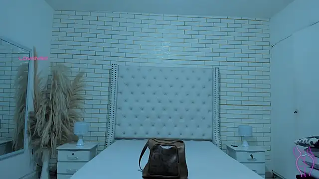 emmy_lander's cam snapshot