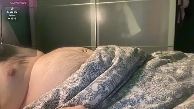 dickiesmall's cam snapshot