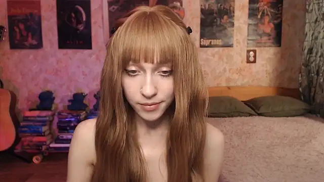 Friendly_Ellie's cam snapshot