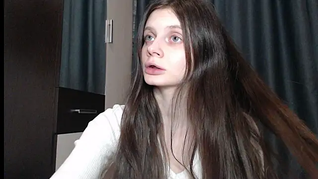 Effi_18 live sex cam