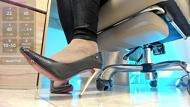 Madeleine__w's cam snapshot