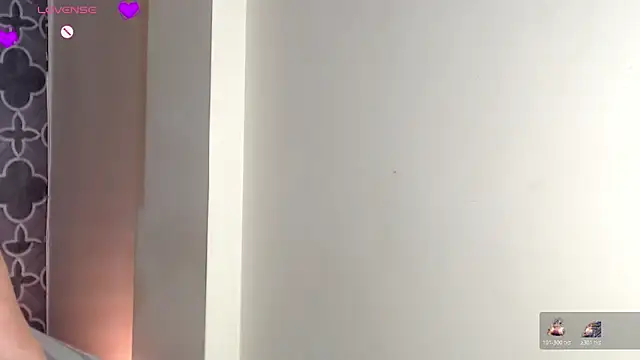 AdeleCruzz's cam snapshot