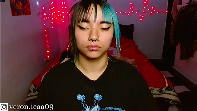 _Veronicaa_'s cam snapshot
