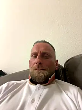 Bro4bro0040's cam snapshot