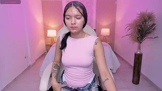 sara_jjones's cam snapshot