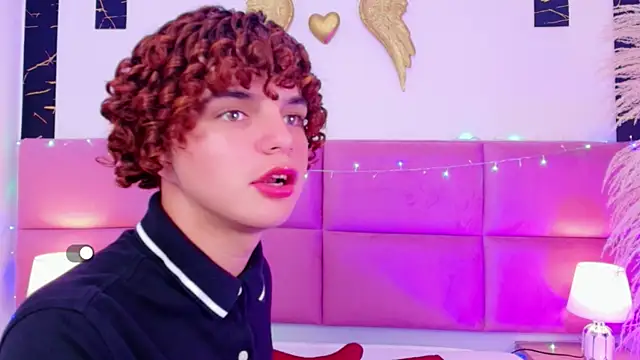 Skyee_angel's cam snapshot