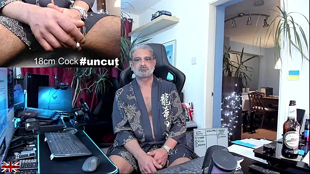 OnlineBossUK's cam snapshot