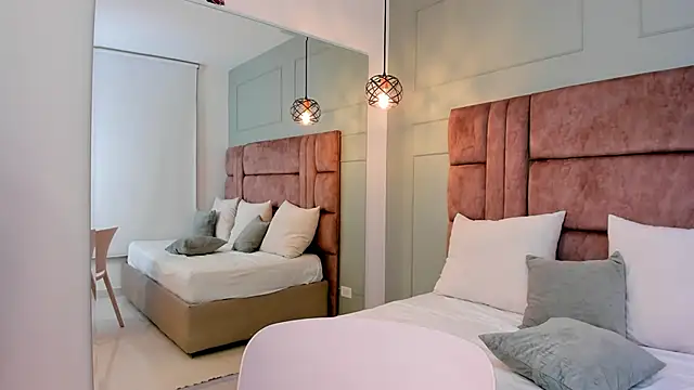 hannah_miltonn's cam snapshot