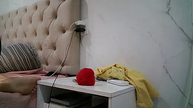 misticamey's cam snapshot