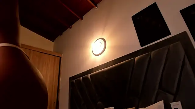 brenda_nova18's cam snapshot