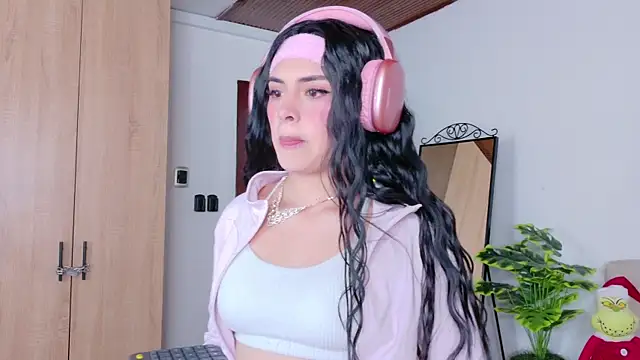 SaritaBratz's cam snapshot