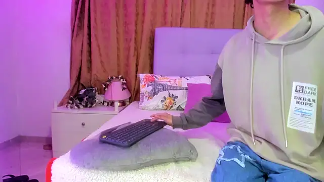 Athenea_Zoe live sex cam