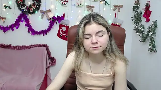 TinaRedly's cam snapshot