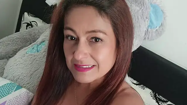 aurora_saenzz's cam snapshot