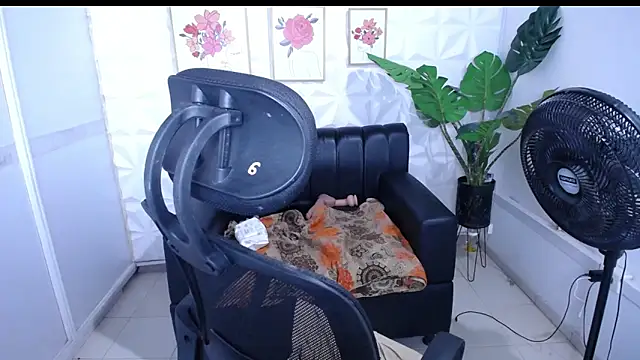 Valentinaa_mature's cam snapshot