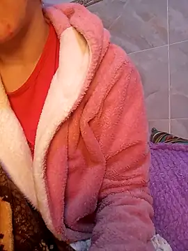 Sellena2's cam snapshot