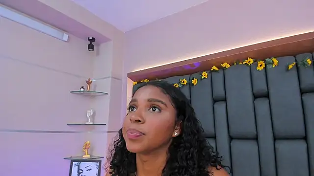 LisaMendez's cam snapshot