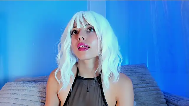 EmilyWithe's cam snapshot