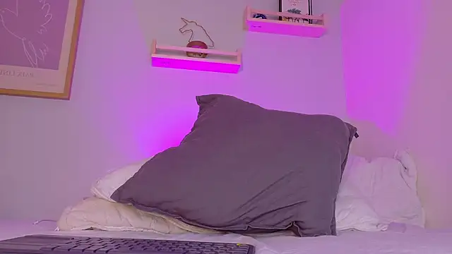 ParisFox_'s cam snapshot