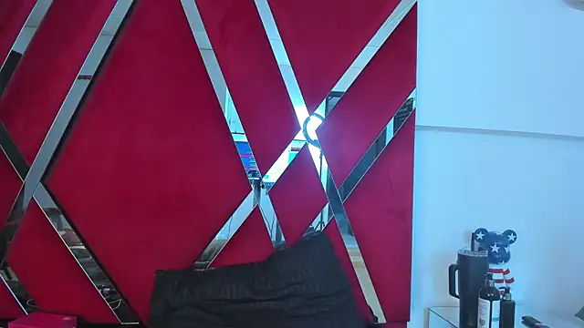 Laly_cherry_ht's cam snapshot