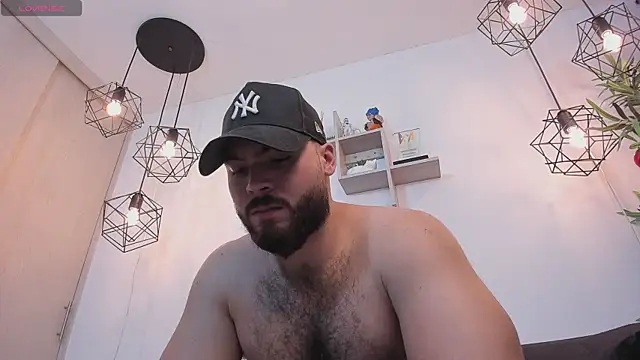 SebastianVilla_'s cam snapshot