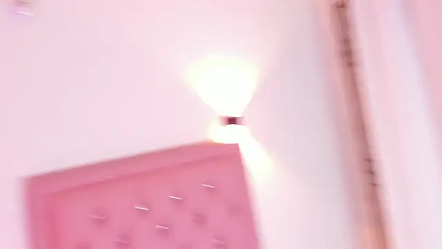 Monserratt_J's cam snapshot