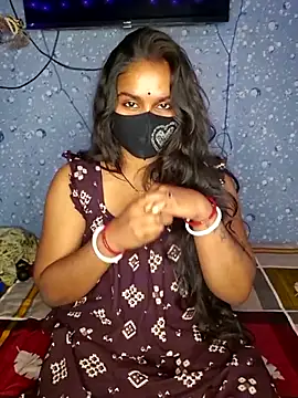 Sweet-Maddlina live sex cam