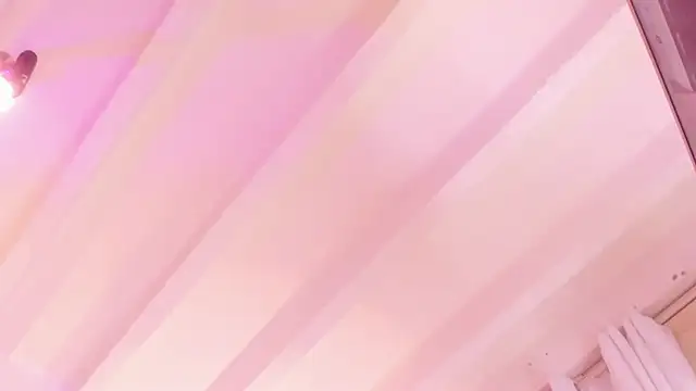 Monserratt_J's cam snapshot