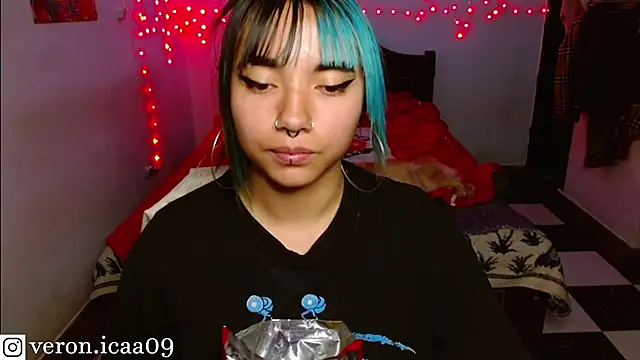 _Veronicaa_'s cam snapshot