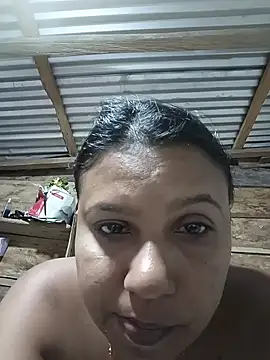 hotblack-2's cam snapshot