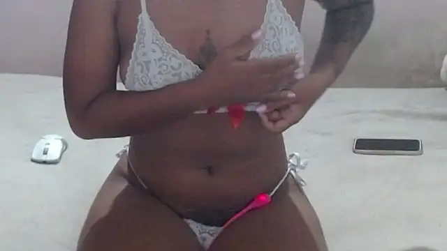 TiffanyRoouse live sex cam