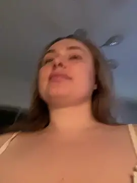 DeniMilkyyyyy live sex cam