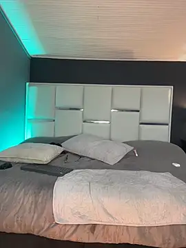 Samantha_Milf__ live sex cam